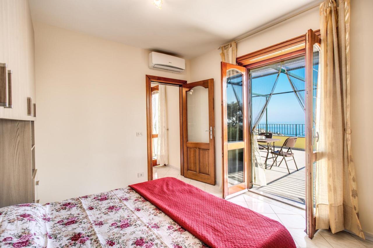 Magdalene'S House - Sea View Terrace Apartment Massa Lubrense Exterior photo